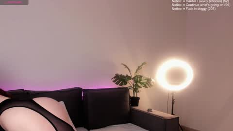 Snapshot of sansa_mur chatting on 01/09/25, 02:33 Sansa and Alex online show from 01/09/25, 02:33