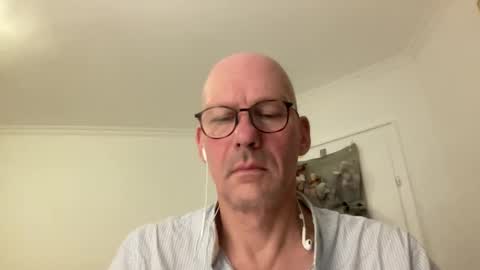 Snapshot of santaclausonice chatting on 11/16/25, 10:04 santaclausonice online show from 11/16/25, 10:04