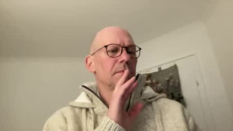 Snapshot of santaclausonice chatting on 12/16/25, 11:10 santaclausonice online show from 12/16/25, 11:10