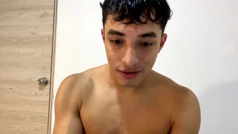 Snapshot of santi36rt chatting on 03/15/26, 11:22 santi36rt online show from 03/15/26, 11:22