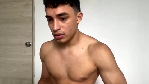 Snapshot of santi36rt chatting on 03/25/26, 08:04 santi36rt online show from 03/25/26, 08:04