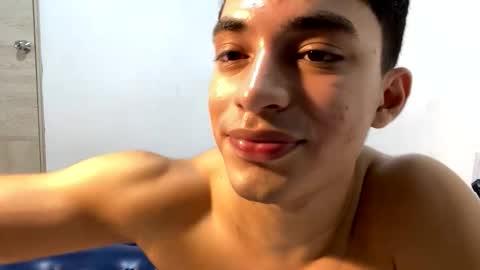 Snapshot of santi36rt chatting on 04/06/26, 04:57 santi36rt online show from 04/06/26, 04:57