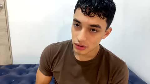 Snapshot of santi36rt chatting on 05/16/26, 11:03 santi36rt online show from 05/16/26, 11:03