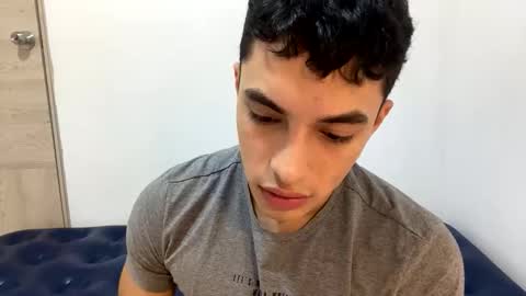 Snapshot of santi36rt chatting on 05/18/26, 11:21 santi36rt online show from 05/18/26, 11:21