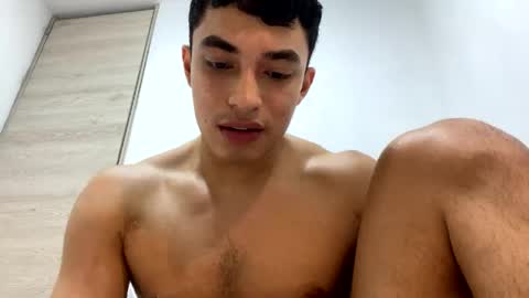 Snapshot of santi36rt chatting on 05/21/26, 11:45 santi36rt online show from 05/21/26, 11:45