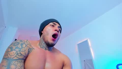 Snapshot of santi__ferrer chatting on 09/09/25, 06:24 Santi Ferrer online show from 09/09/25, 06:24