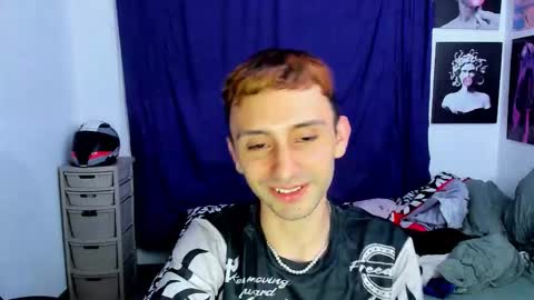 Snapshot of santi_mateo chatting on 02/01/26, 04:00 Santi online show from 02/01/26, 04:00