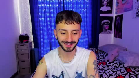 Snapshot of santi_mateo chatting on 04/07/26, 03:01 Santi online show from 04/07/26, 03:01