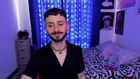 Snapshot of santi_mateo chatting on 04/09/26, 08:25 Santi online show from 04/09/26, 08:25