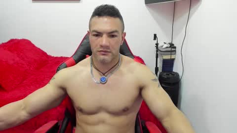 Snapshot of santi_pastori chatting on 10/21/25, 06:19 santi_pastori online show from 10/21/25, 06:19