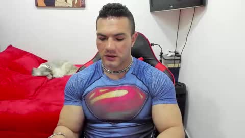 Snapshot of santi_pastori chatting on 11/05/25, 04:18 santi_pastori online show from 11/05/25, 04:18