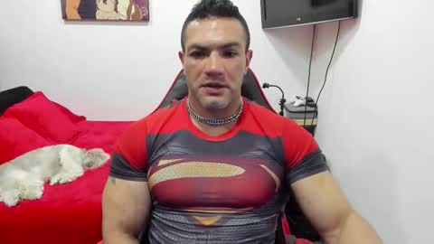 Snapshot of santi_pastori chatting on 11/06/25, 04:08 santi_pastori online show from 11/06/25, 04:08