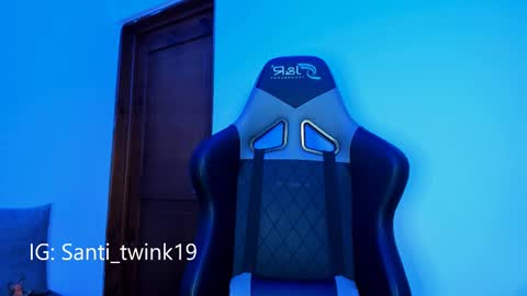 santi_twink19 online show from 02/11/25, 07:05