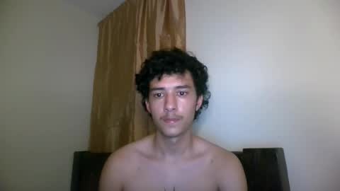 santi_twink19 online show from 12/18/25, 08:20