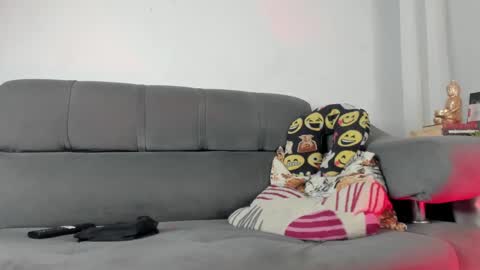 Santiago online show from 10/18/25, 12:13