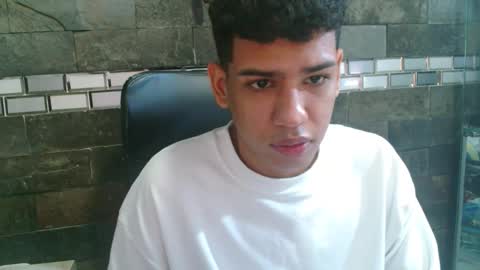 santi online show from 11/06/25, 11:04