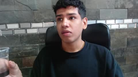 santi online show from 11/21/25, 11:03