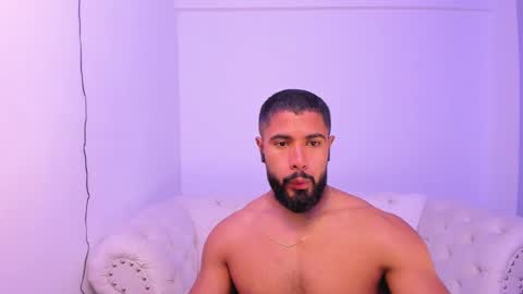 santiago_huntt online show from 01/18/25, 01:08