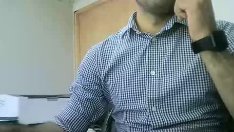 Snapshot of santiagooficial18 chatting on 01/13/25, 05:55 Santiago online show from 01/13/25, 05:55