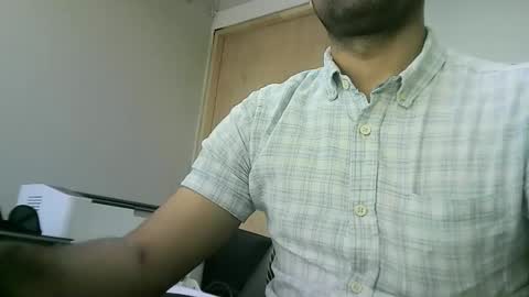 Snapshot of santiagooficial18 chatting on 01/23/25, 07:18 Santiago online show from 01/23/25, 07:18