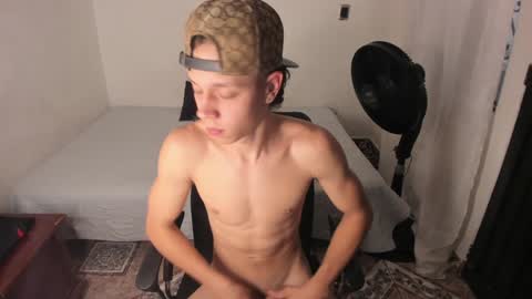 Julius Novachrono  online show from 12/30/24, 10:01