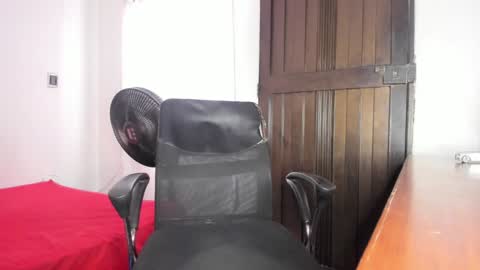 Julius Novachrono  online show from 01/29/25, 05:45