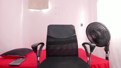 Julius Novachrono  online show from 01/29/25, 08:46