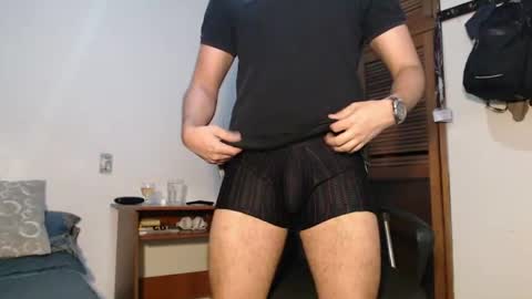 Snapshot of santiexxx chatting on 07/11/26, 03:31 santiexxx online show from 07/11/26, 03:31