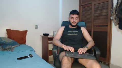 Snapshot of santiexxx chatting on 08/01/26, 03:39 santiexxx online show from 08/01/26, 03:39