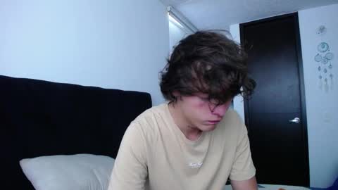 Santii online show from 12/11/24, 05:15