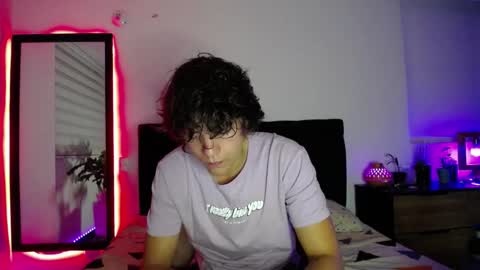 Santii online show from 12/12/24, 12:27