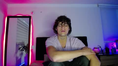 Santii online show from 12/12/24, 03:32