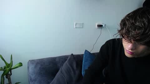 Santii online show from 12/14/24, 03:47