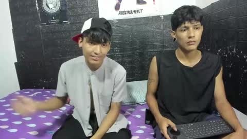 Snapshot of santos_xd chatting on 05/22/26, 03:24 santos online show from 05/22/26, 03:24