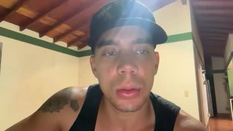 Snapshot of santoxxxkinney chatting on 01/13/26, 02:28 santoxxxkinney online show from 01/13/26, 02:28