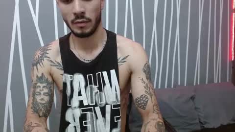 Snapshot of santti_torres chatting on 03/24/26, 04:06 Santy Torres online show from 03/24/26, 04:06