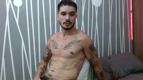 Snapshot of santti_torres chatting on 04/16/26, 07:09 Santy Torres online show from 04/16/26, 07:09