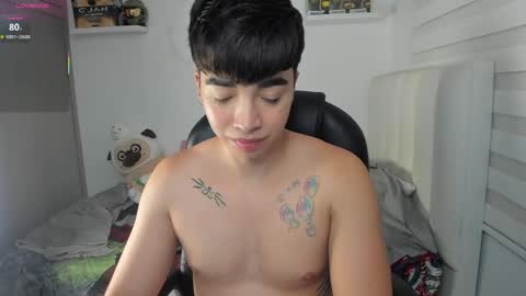 Snapshot of santy7u7 chatting on 04/25/26, 01:41 Mr. Santiago online show from 04/25/26, 01:41