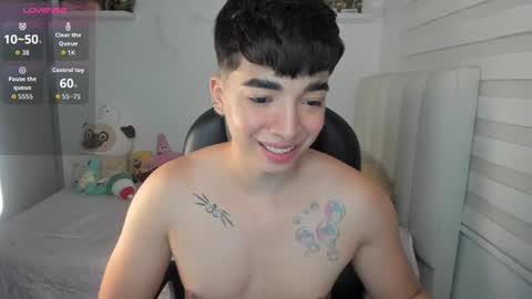 Snapshot of santy7u7 chatting on 07/07/26, 01:26 Mr. Santiago online show from 07/07/26, 01:26