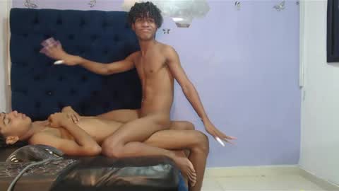 Snapshot of santy_bigcock chatting on 01/16/25, 04:50 santiago online show from 01/16/25, 04:50