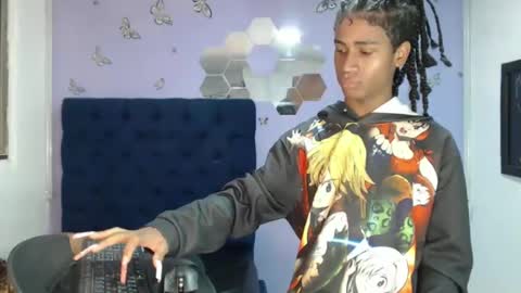 Snapshot of santy_bigcock chatting on 01/21/25, 02:05 santiago online show from 01/21/25, 02:05