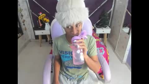 Snapshot of santy_bigcock_01 chatting on 11/19/25, 02:28 santy online show from 11/19/25, 02:28