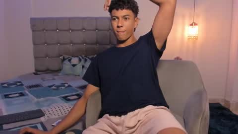 Snapshot of santy_stump chatting on 11/29/25, 08:34 santy_stump online show from 11/29/25, 08:34