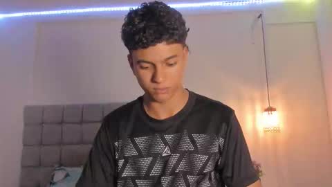 Snapshot of santy_stump chatting on 11/30/25, 10:03 santy_stump online show from 11/30/25, 10:03