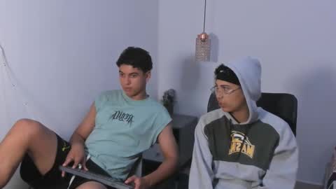 Snapshot of santy_stump chatting on 03/17/26, 09:51 santy_stump online show from 03/17/26, 09:51