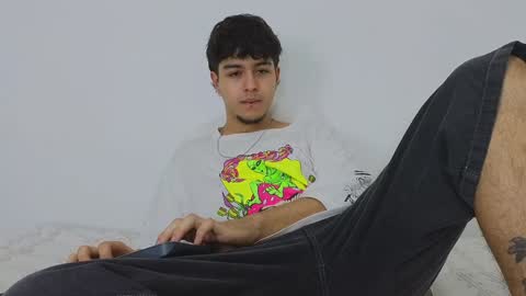 Snapshot of santybig18 chatting on 01/30/25, 12:07 santybig18 online show from 01/30/25, 12:07