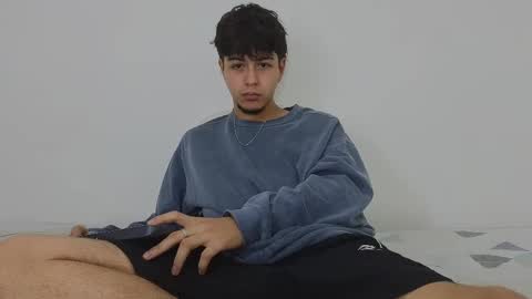 Snapshot of santybig18 chatting on 02/10/25, 03:57 santybig18 online show from 02/10/25, 03:57