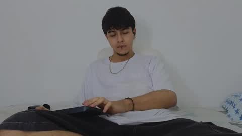 Snapshot of santybig18 chatting on 02/13/25, 06:41 santybig18 online show from 02/13/25, 06:41