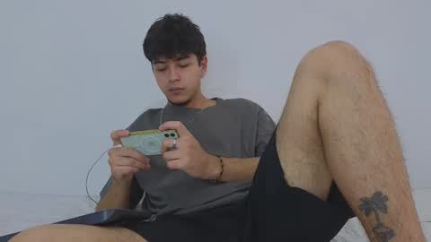 Snapshot of santybig18 chatting on 02/23/25, 06:23 santybig18 online show from 02/23/25, 06:23