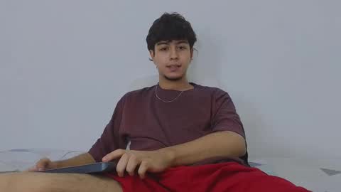 Snapshot of santybig18 chatting on 02/28/25, 03:37 santybig18 online show from 02/28/25, 03:37